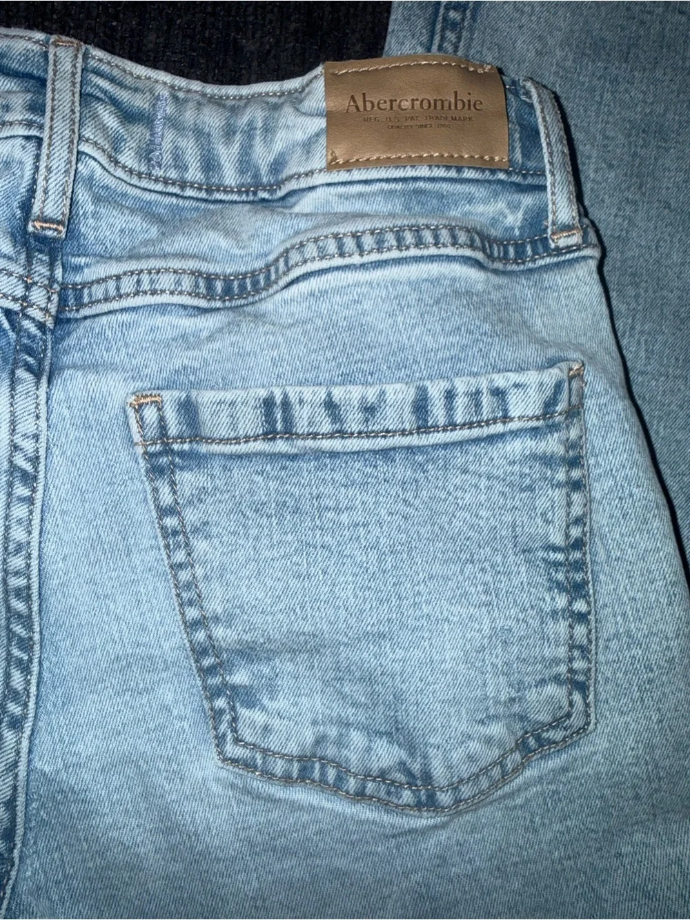 Abercrombie & Fitch abercrombie kids